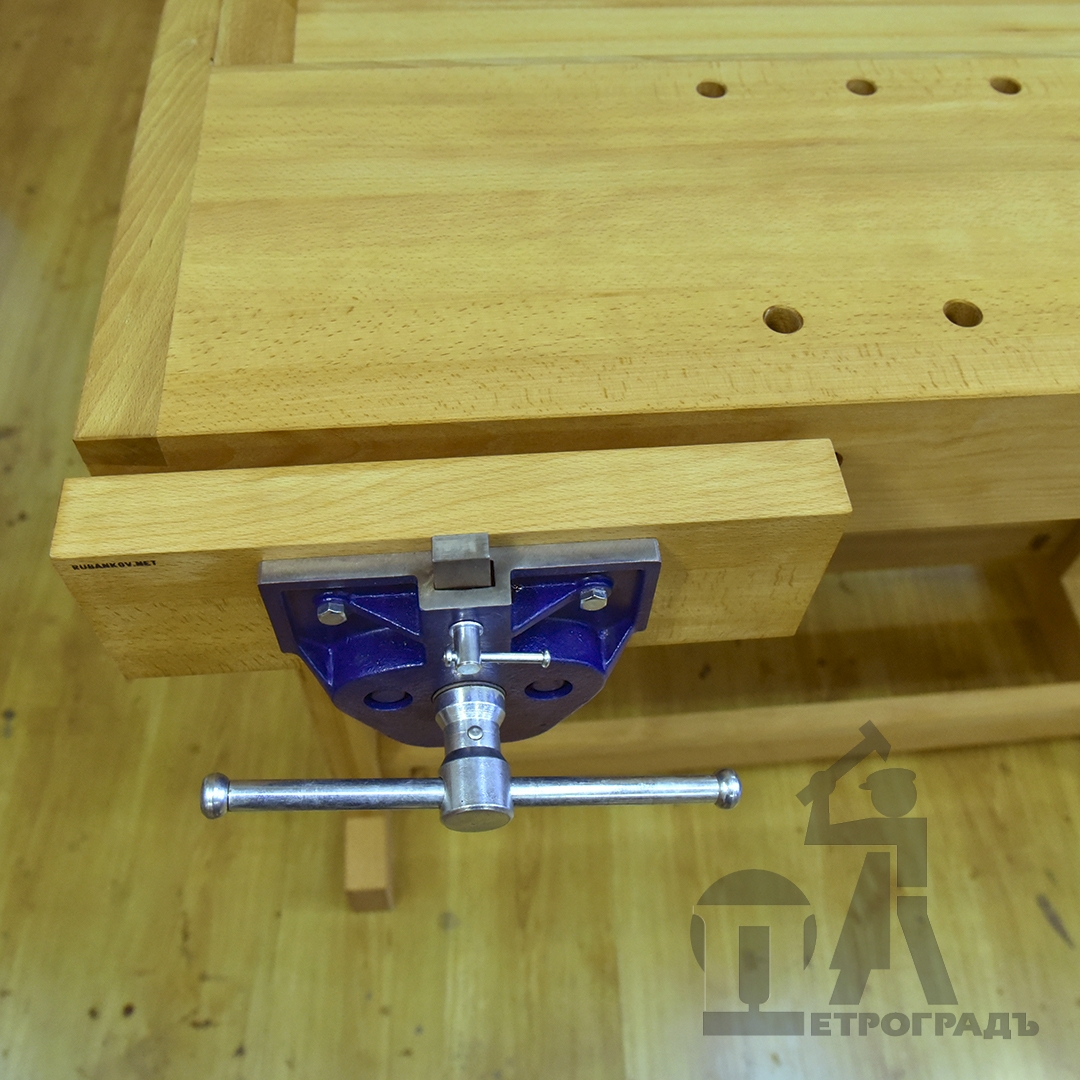 Workbench 1060*500 mm, with tray, front vise - HVR801, side vise - HV515 Workbench 1060*500 mm, with tray, front vise - HVR801, side vise - HV515
